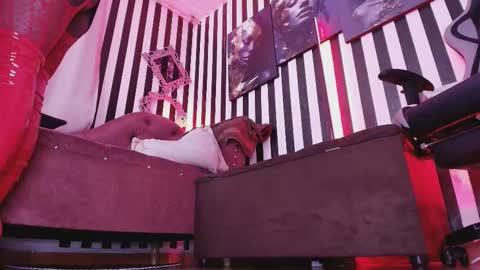 FOLLOW ME INTA MOONXMAFE online show from 11/05/25, 09:59