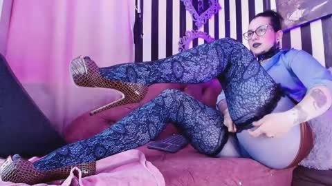FOLLOW ME INTA MOONXMAFE online show from 04/26/26, 04:26