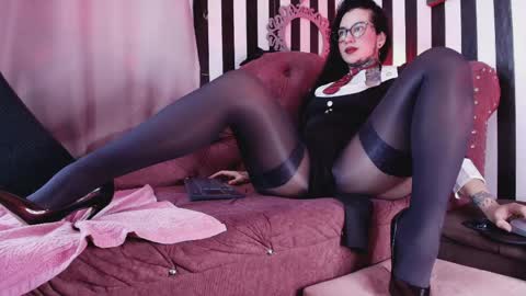 FOLLOW ME INTA MOONXMAFE online show from 04/29/26, 11:03