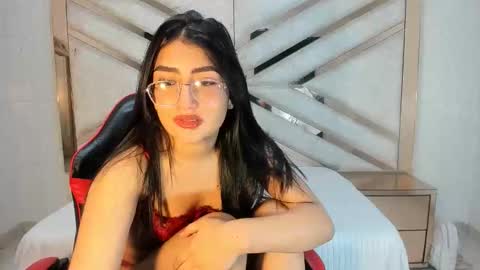 Hanna online show from 11/06/25, 03:51