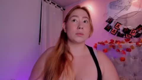 Snapshot of hannamartinn_ chatting on 10/24/25, 03:30 hannamartinn_ online show from 10/24/25, 03:30