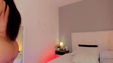 Snapshot of hannamartinnez chatting on 10/13/25, 05:13 hannamartinnez online show from 10/13/25, 05:13