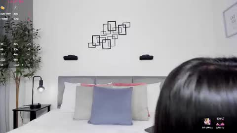 Hanna Os online show from 06/18/26, 11:25