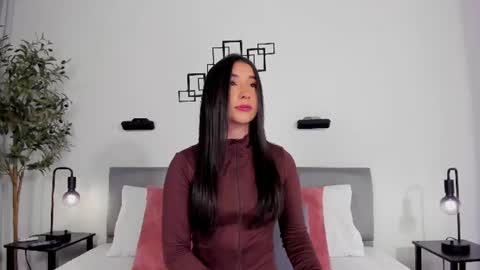 Hanna Os online show from 06/19/26, 11:14