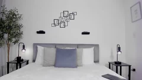 Hanna Os online show from 06/25/26, 11:26