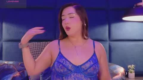 hannaprada1 online show from 06/03/26, 11:46