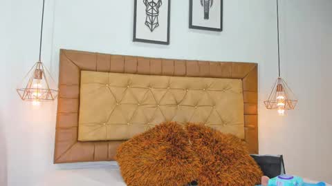 Snapshot of hannarose1208 chatting on 09/25/25, 01:04 Hanna online show from 09/25/25, 01:04