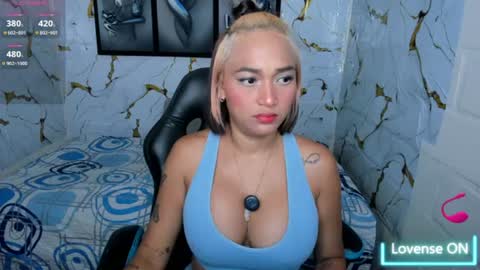 hannasteyl2 online show from 07/25/26, 11:30