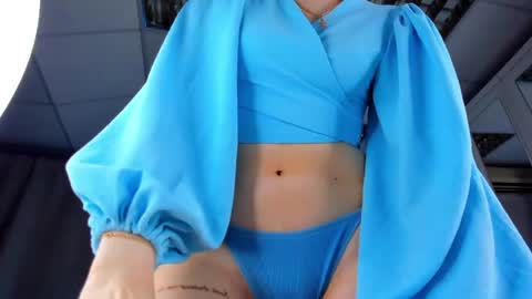 Hannavanilla online show from 05/12/26, 08:33