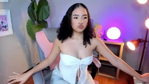 hannax__ online show from 09/11/25, 05:51