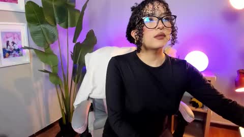 hannax__ online show from 09/12/25, 05:51