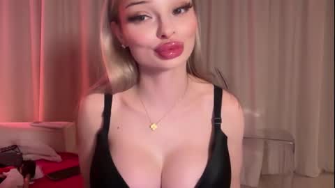  FREE LIMITED online show from 11/19/25, 04:07