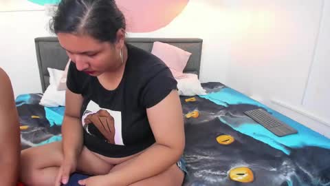 hannayaxeel online show from 02/09/25, 03:45