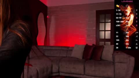 Hanna  Danna online show from 10/10/25, 11:20