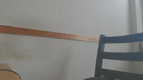 Snapshot of hannes_k chatting on 12/05/25, 09:51 hannes_k online show from 12/05/25, 09:51