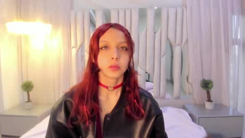 Hanni  online show from 02/14/25, 11:31