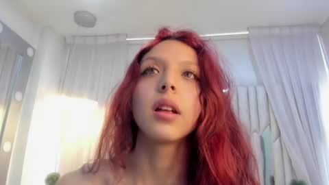 Hanni  online show from 02/16/25, 02:21