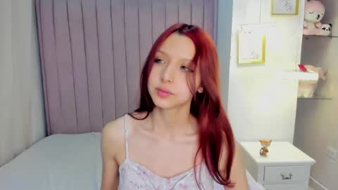 Hanni  online show from 02/23/25, 11:11