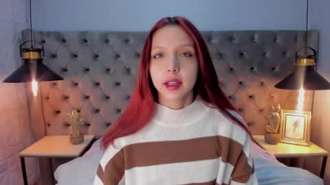 Hanni  online show from 03/05/25, 10:55