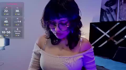 Snapshot of hannita_01 chatting on 06/11/26, 11:41 hannita_01 online show from 06/11/26, 11:41