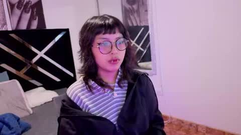 hannita_01 online show from 07/08/26, 11:48