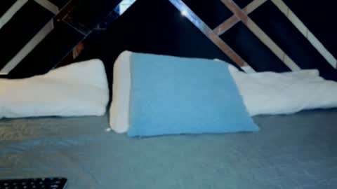 hannita_01 online show from 07/28/26, 12:48