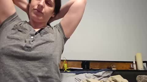 Snapshot of hannukahhottie chatting on 10/15/25, 04:45 Sabrina online show from 10/15/25, 04:45