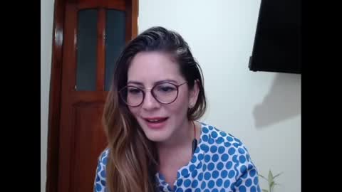 Snapshot of hanny_333 chatting on 01/31/25, 12:51 hanny_333 online show from 01/31/25, 12:51