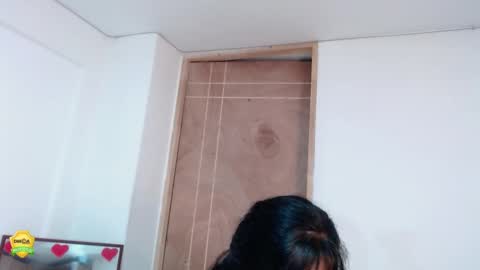 hanny_bomm online show from 02/24/25, 09:41