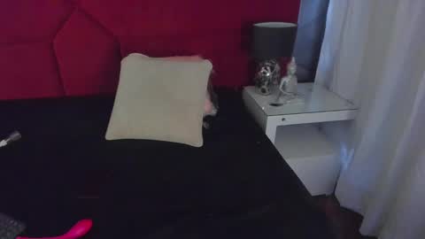 HANNY online show from 02/12/25, 02:43