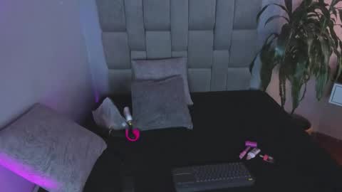 HANNY online show from 09/12/25, 12:05
