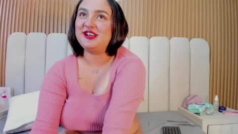 Snapshot of hanny_thomson chatting on 05/26/26, 09:22 Hanny online show from 05/26/26, 09:22