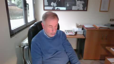 Snapshot of hanscooper chatting on 02/19/25, 04:00 hanscooper online show from 02/19/25, 04:00