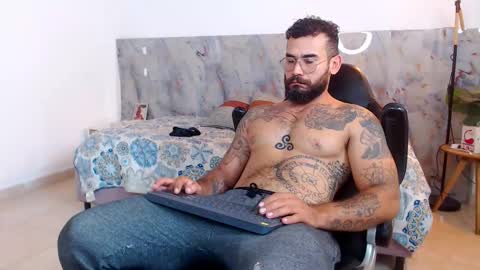 hanz_col online show from 11/30/25, 11:36