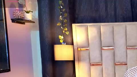 Snapshot of hanzking01 chatting on 09/20/25, 04:13 Hanzking01 online show from 09/20/25, 04:13