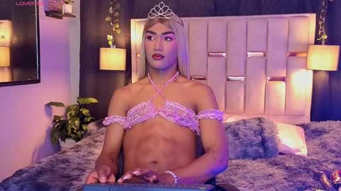 Snapshot of hanzking01 chatting on 09/25/25, 04:38 Hanzking01 online show from 09/25/25, 04:38