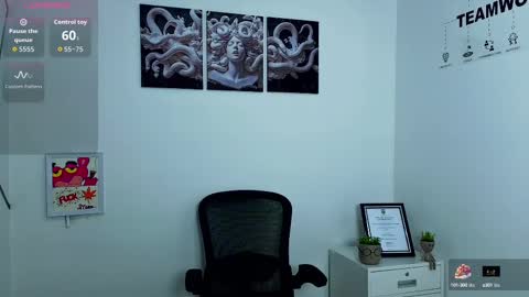 Snapshot of hanzking01 chatting on 10/11/25, 10:25 Hanzking01 online show from 10/11/25, 10:25