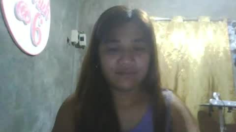 Snapshot of happy00725310 chatting on 12/16/25, 10:04 happy00725310 online show from 12/16/25, 10:04