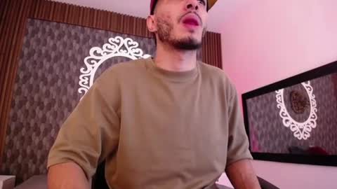 happy_hot7 online show from 06/10/26, 11:42