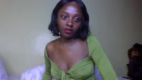 candy online show from 02/15/25, 12:22