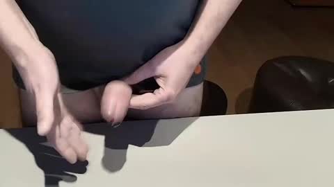 Snapshot of happybugger chatting on 02/10/25, 06:35 Cum for you online show from 02/10/25, 06:35