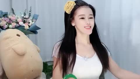 Daisy online show from 06/18/26, 02:21