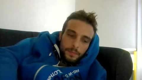 Snapshot of happyfunnyboy79 chatting on 06/05/26, 09:26 happyfunnyboy79 online show from 06/05/26, 09:26