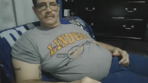 Snapshot of happyhappy4 chatting on 10/27/25, 04:27 happyhappy4 online show from 10/27/25, 04:27