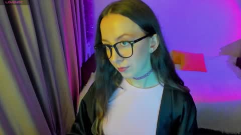 Snapshot of happystephanie chatting on 09/24/25, 10:46 Stephanie online show from 09/24/25, 10:46