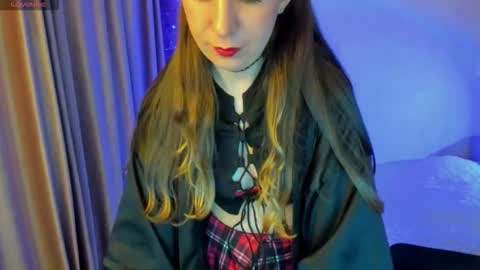 Snapshot of happystephanie chatting on 10/03/25, 04:37 Stephanie online show from 10/03/25, 04:37