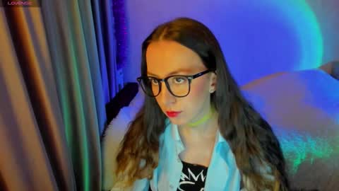 Snapshot of happystephanie chatting on 10/19/25, 05:57 Stephanie online show from 10/19/25, 05:57