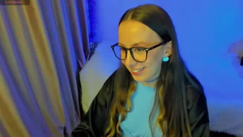 Snapshot of happystephanie chatting on 10/24/25, 06:04 Stephanie online show from 10/24/25, 06:04