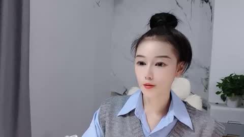 happysweety1688 online show from 12/05/25, 07:39