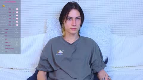 Mark online show from 10/07/25, 09:34